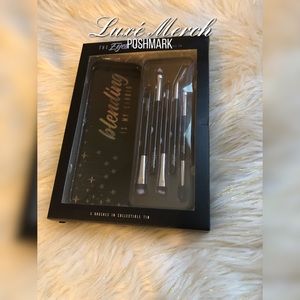 (6) Piece Makeup Brushes Set - Black and Silver
